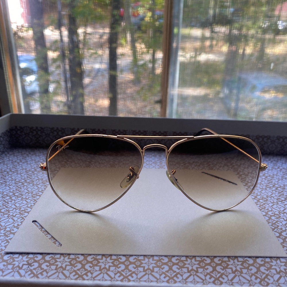 Ray Ban Aviators w/ chocolate lens